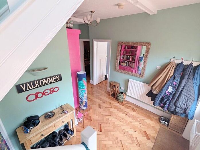 4 Bedroom Detached House For Sale In Bridgend Road, Porthcawl, South Glamorgan, Bridgend (County Of), CF36