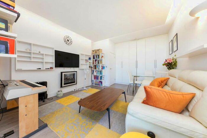1 Bedroom Flat To Rent In Maida Vale, London, W9