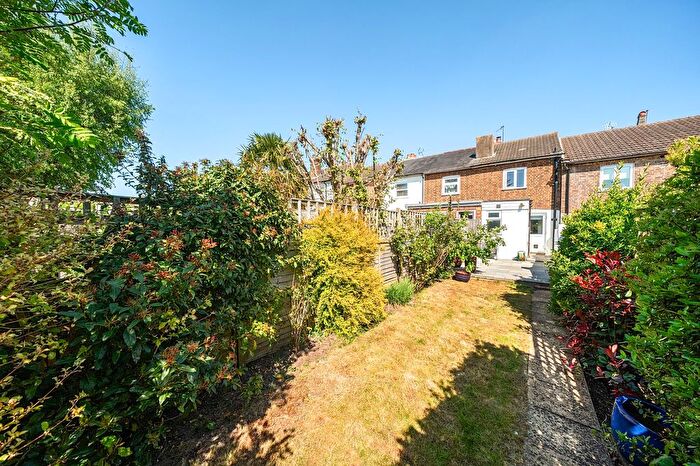 2 Bedroom End Of Terrace House For Sale In Taylor Street, Tunbridge Wells, TN4