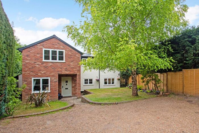 4 Bedroom Detached House To Rent In Dawney Hill Pirbright, GU24