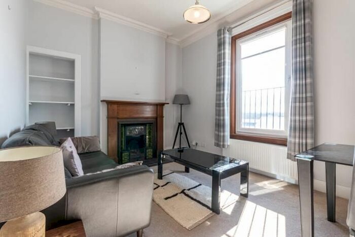 1 Bedroom Flat To Rent In Duncan Street, Edinburgh, EH9