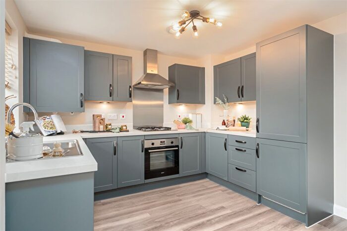 3 Bedroom End Of Terrace House For Sale In "Maidstone" At Len Pick Way, Bourne, PE10