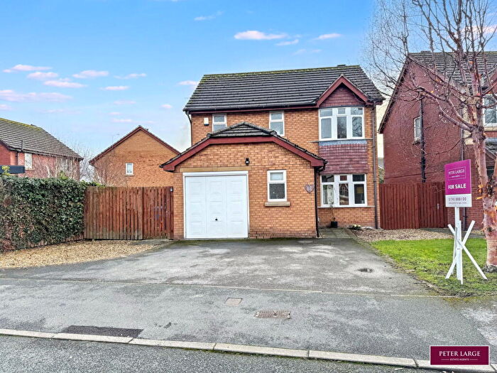 3 Bedroom Detached House For Sale In Lon Y Parc, St Asaph, Denbighshire, LL17