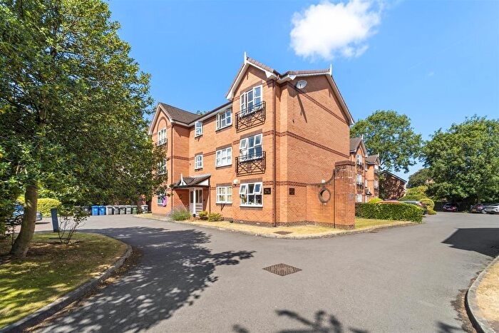 2 Bedroom Flat For Sale In Southgate Court, Charlton Drive, Sale, M33