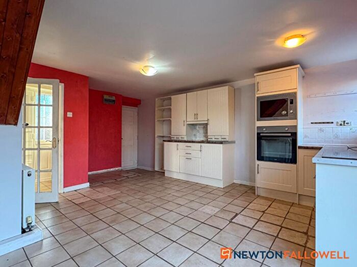 3 Bedroom Terraced House For Sale In Bakewell Close, Balderton, NG24