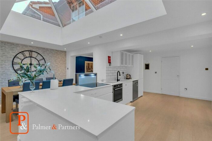 4 Bedroom Detached House To Rent In Dorchester End, Colchester, Essex, CO2