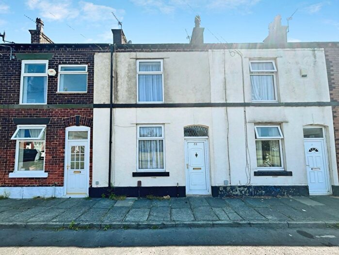 2 Bedroom Terraced House For Sale In Bright Street, Radcliffe, Manchester, Greater Manchester, M26