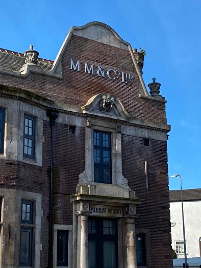 8 Bedroom Block Of Apartments To Rent In St Georges Road, Bolton, BL1