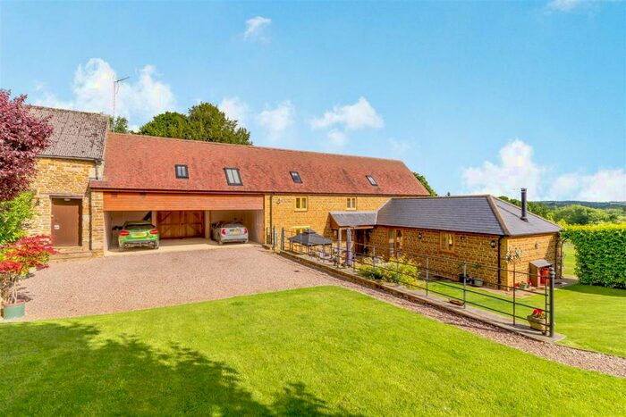 4 Bedroom House For Sale In Wardington, Banbury, Oxfordshhire, OX17