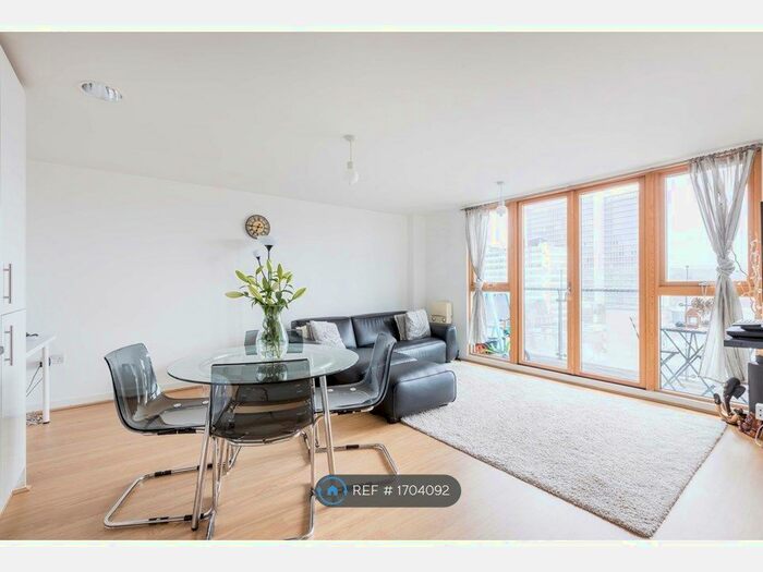 2 Bedroom Flat To Rent In Whitgift Street, Croydon, CR0