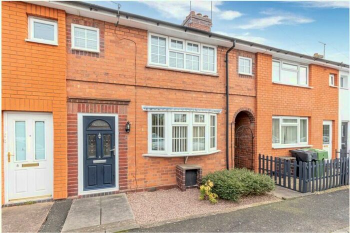2 Bedroom Terraced House To Rent In Dragoon Fields, Bromsgrove, Worcestershire, B60