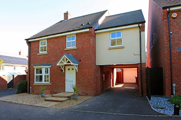 4 Bedroom Detached House For Sale In Elmwood Road, Arleston, Telford, TF1