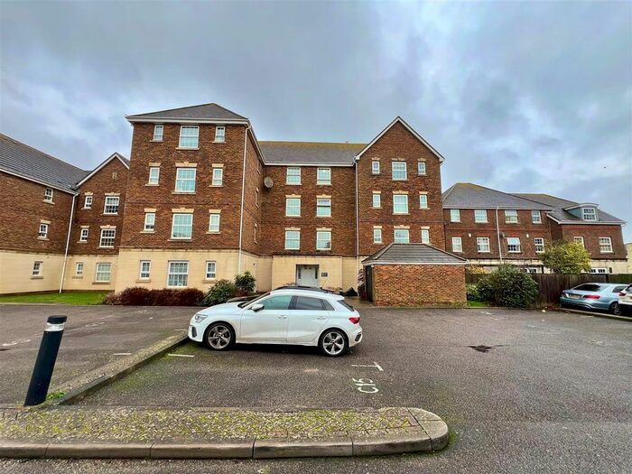 1 Bedroom Flat To Rent In Scholars Walk, Bexhill-On-Sea, TN39