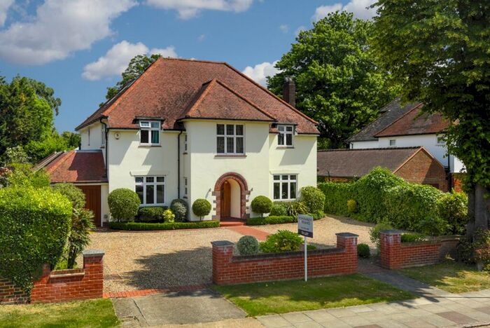5 Bedroom Detached House To Rent In Ashcombe Avenue, Surbiton, KT6
