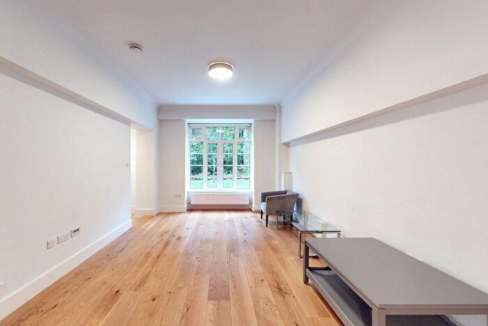2 Bedroom Flat To Rent In Grove End Gardens, Grove End Road, St John's Wood, Lodnon, NW8