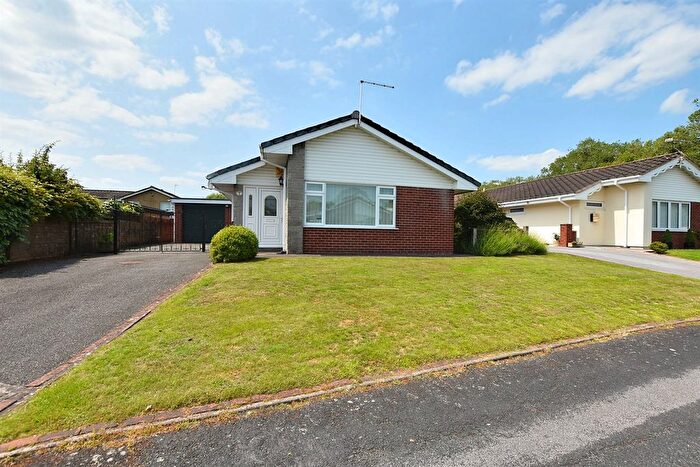 3 Bedroom Detached Bungalow For Sale In Ingleton Close, Holmes Chapel, CW4