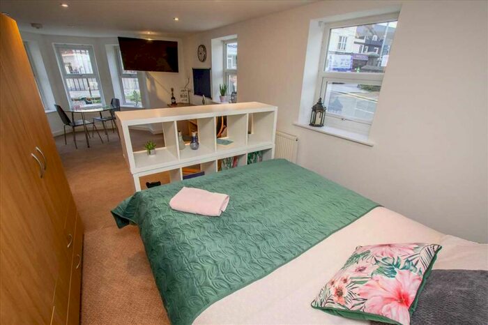 Studio To Rent In The Clubhouse Studio, - Mutley Plain, Plymouth, PL4