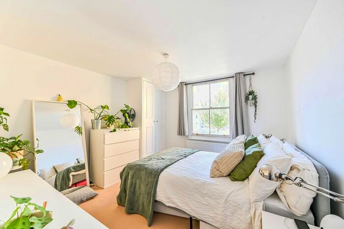 1 Bedroom Flat To Rent In Landor Road, Brixton, London, SW9