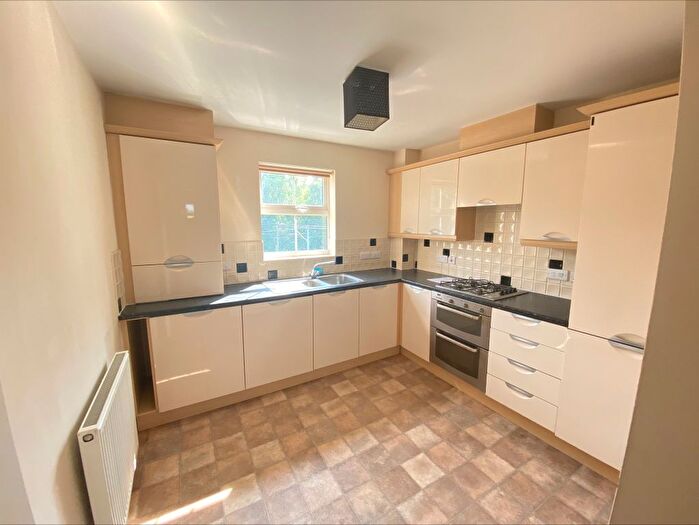 2 Bedroom Flat For Sale In Bluebell Road, East Ardsley, Wakefield, WF3