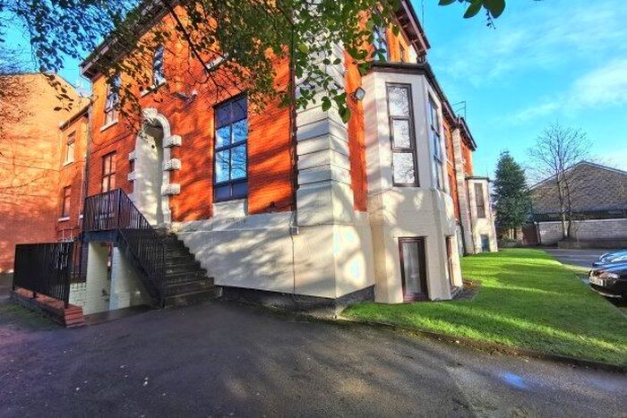 1 Bedroom Flat To Rent In Whalley Road, Manchester, M16