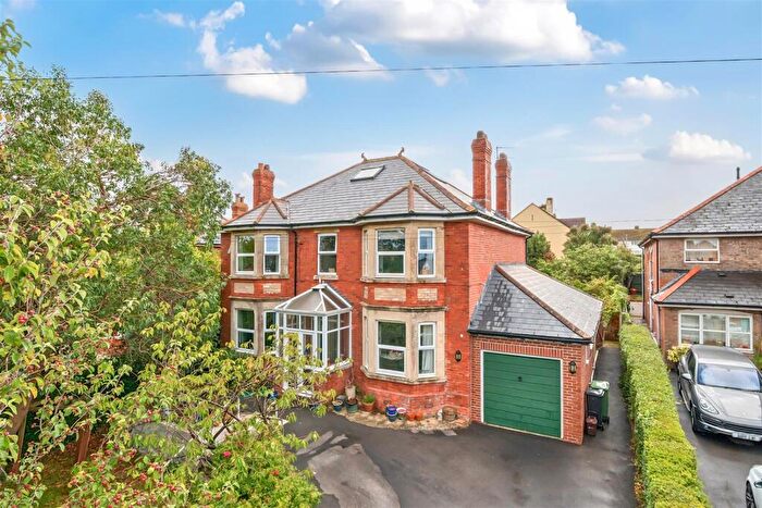 5 Bedroom Detached House For Sale In Dorchester Road, Weymouth, DT3