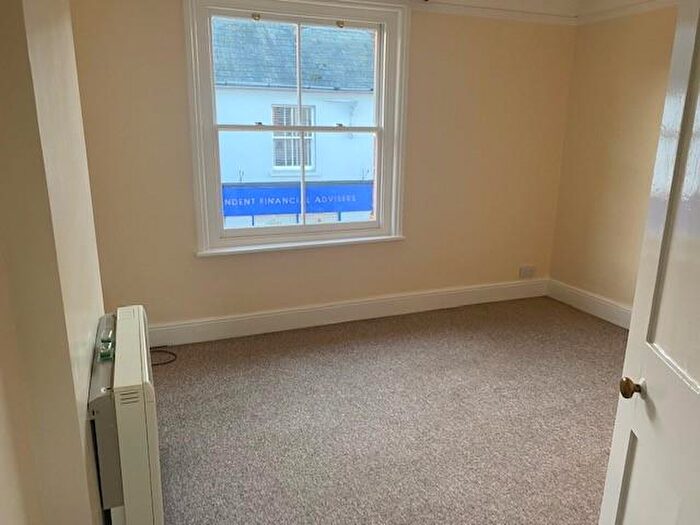1 Bedroom Flat To Rent In Winchester Street, Whitchurch, RG28