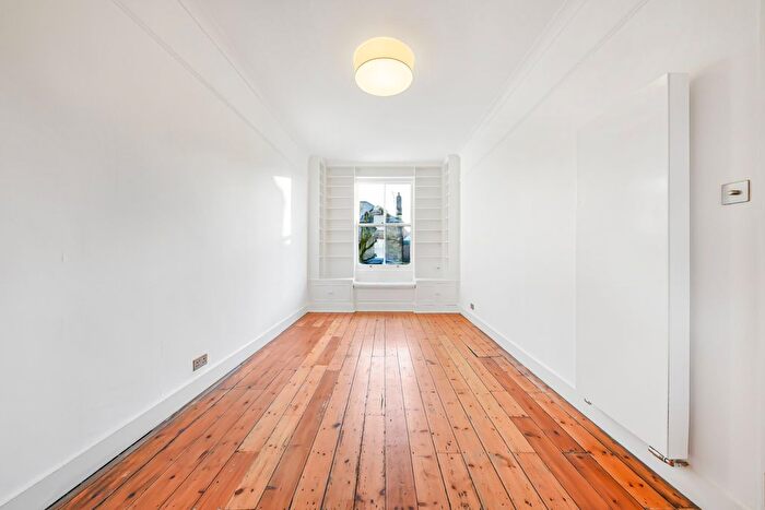 2 Bedroom Flat To Rent In South Hill Park, Gospel Oak, NW3