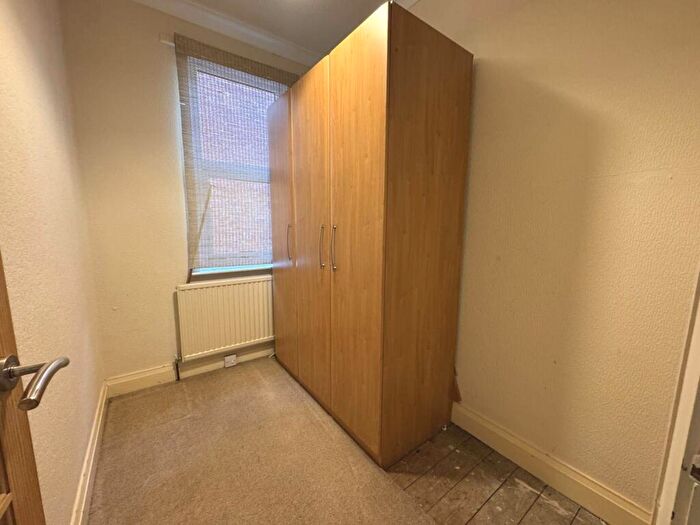 3 Bedroom Detached House For Sale In Lightbown Avenue, Blackpool, FY3