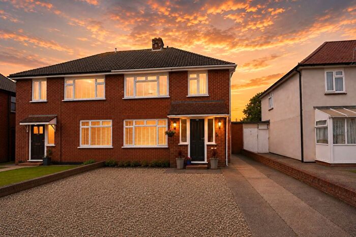 3 Bedroom Semi-Detached House For Sale In Edward Road, Christchurch, BH23
