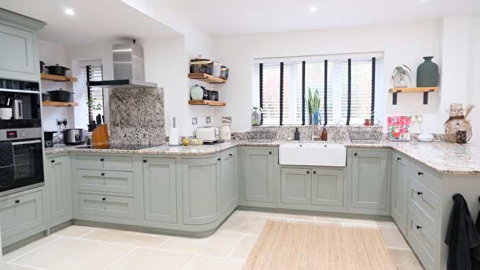 4 Bedroom Detached House For Sale In Chapel Lane, St Margaret's At Cliffe, CT15
