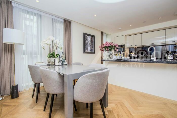 3 Bedroom Flat To Rent In John Islip Street, London, SW1P