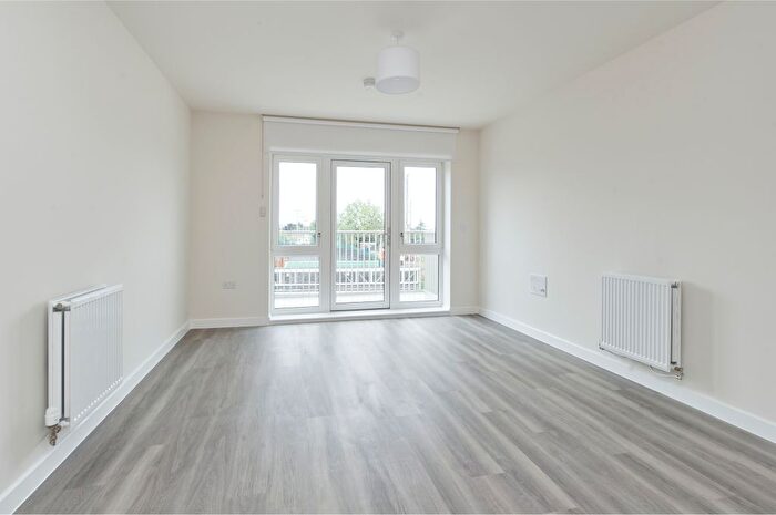 1 Bedroom Flat To Rent In Snowdrop House, Elder Mews, Tooting Bec, Wandsworth, SW17