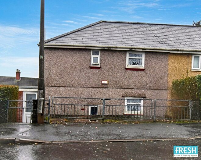 3 Bedroom Semi Detached House For Sale In Tanymarian Road, Mayhill, Swansea, SA1