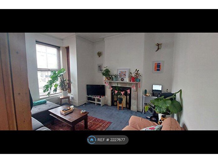 5 Bedroom Terraced House To Rent In Gunton Road, London, E5