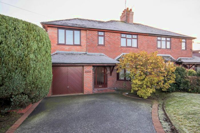 4 Bedroom Semi-Detached House For Sale In Barthomley Road, Stoke-On-Trent, ST7