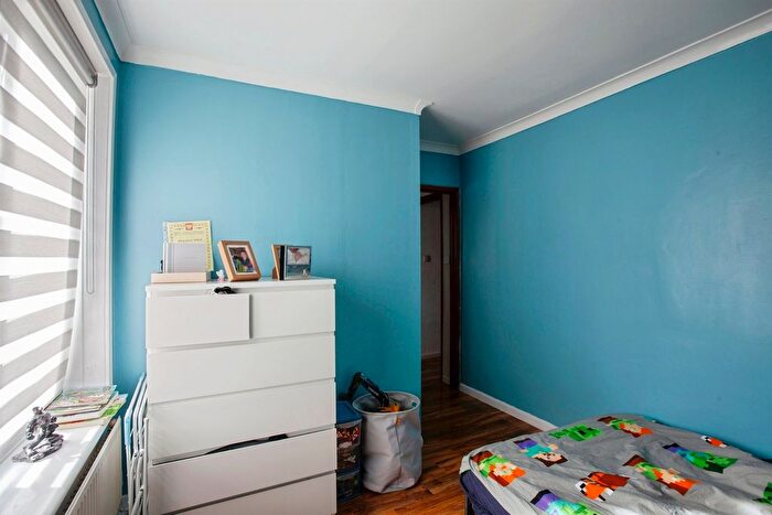 2 Bedroom End Terrace House For Sale In Rother Terrace, Rotherham, S60