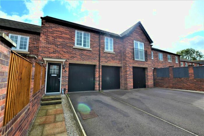 2 Bedroom Flat To Rent In Spinners Close, South Normanton, Alfreton, DE55