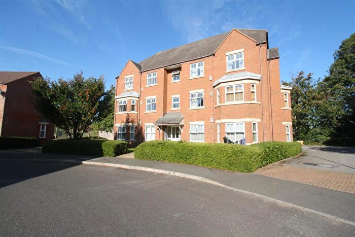 2 Bedroom Flat For Sale In Colossus Way, Bletchley, Milton Keynes, MK3