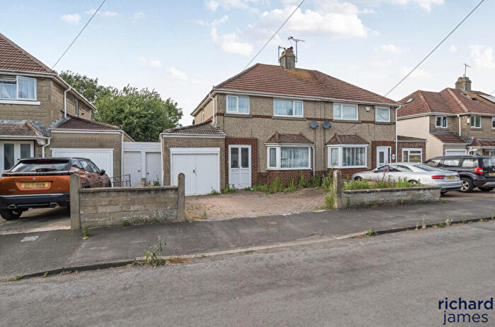 3 Bedroom Semi Detached House For Sale In Woodside Avenue, Old Walcot, Swindon, SN3
