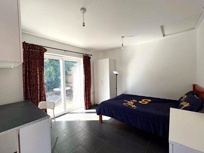 Studio To Rent In Coldean Lane, Brighton, BN1