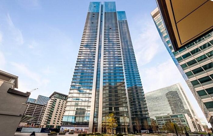 1 Bedroom Apartment To Rent In Marsh Wall, London, E14