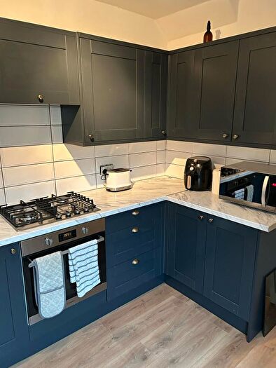 3 Bedroom Semi-Detached House To Rent In Lee Road, Barry, CF63