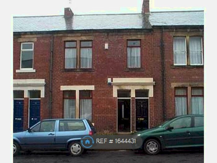 2 Bedroom Flat To Rent In Broomfield Road, Newcastle Upon Tyne, NE3