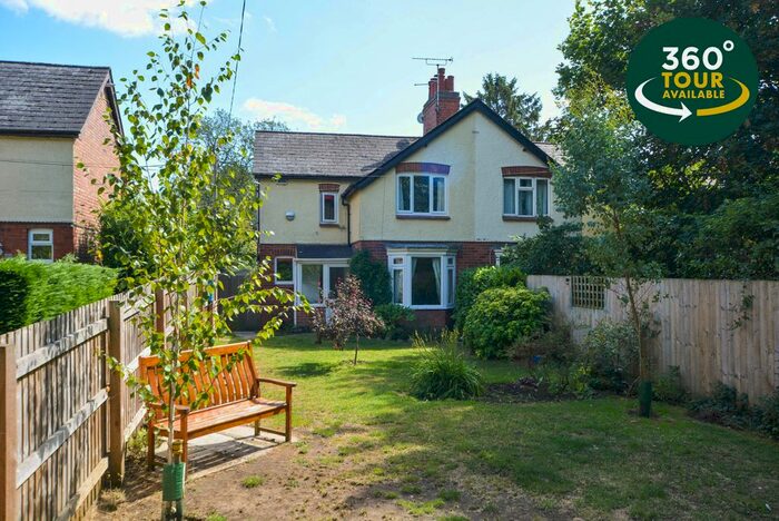 3 Bedroom Semi-Detached House For Sale In Harborough Road, Market Harborough, Leicestershire, LE16