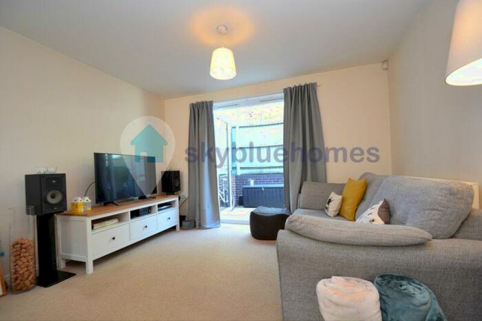 1 Bedroom Flat To Rent In Palmer Square, Leicester, LE4