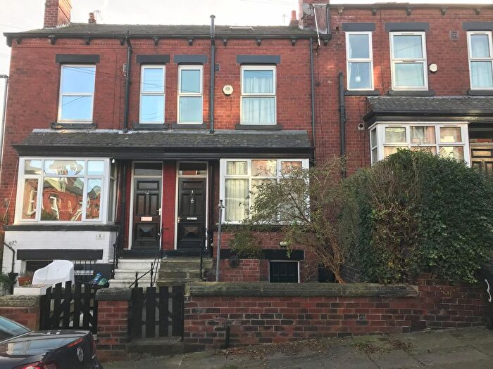 2 Bedroom Terraced House To Rent In Lumley Walk, Burley, Leeds, LS4