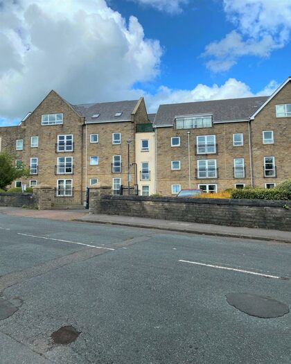 2 Bedroom Apartment To Rent In Regent Court, Albert Promenade, Halifax, HX3