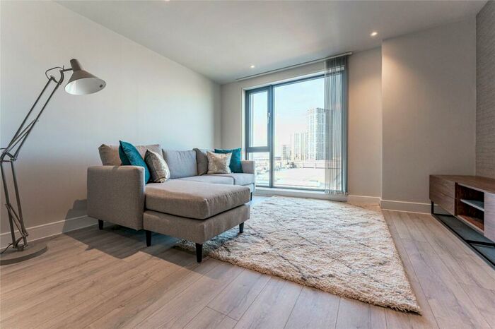 1 Bedroom Apartment To Rent In St Martins Place, Broad Street, Birmingham, West Midlands, B15