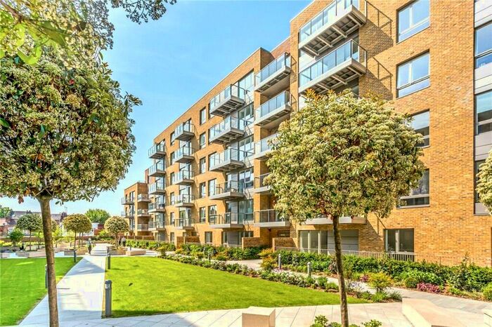 2 Bedroom Apartment To Rent In Basset Court, High Street, London, N8