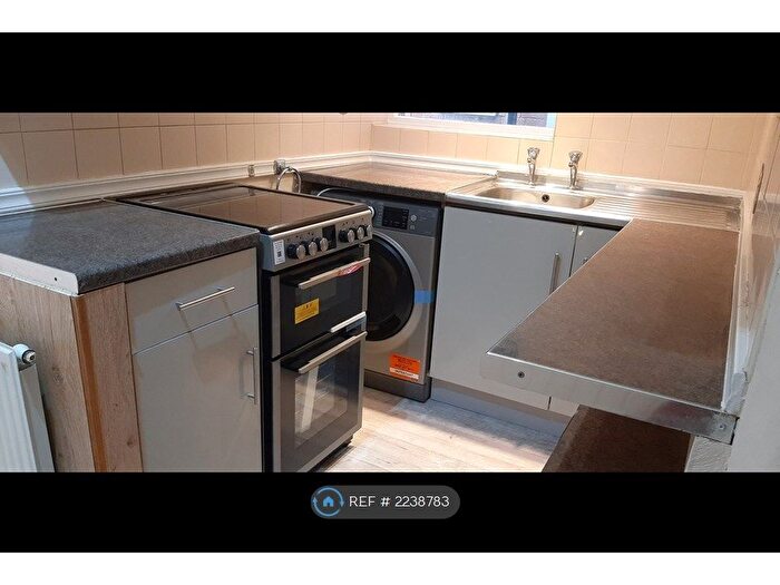 1 Bedroom Flat To Rent In Craven Road, Newbury, RG14